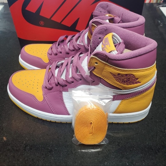 Sz 9.5 Air Jordan 1 Retro High OG \'Brotherhood\' main image 6